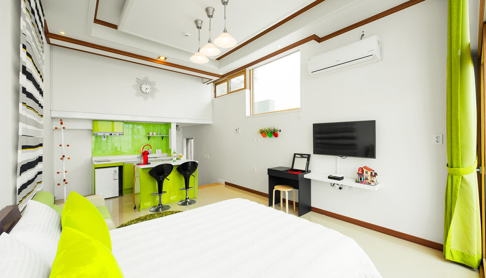 Sea & Pine Pension Namhae Εξωτερικό φωτογραφία